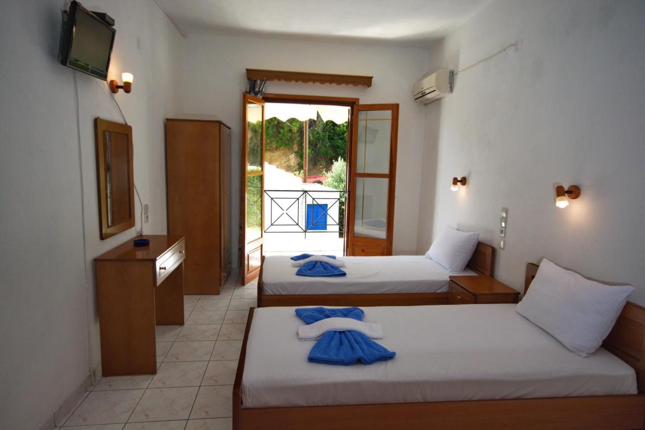 Nikis Rooms Kalamakia Ngoại thất bức ảnh